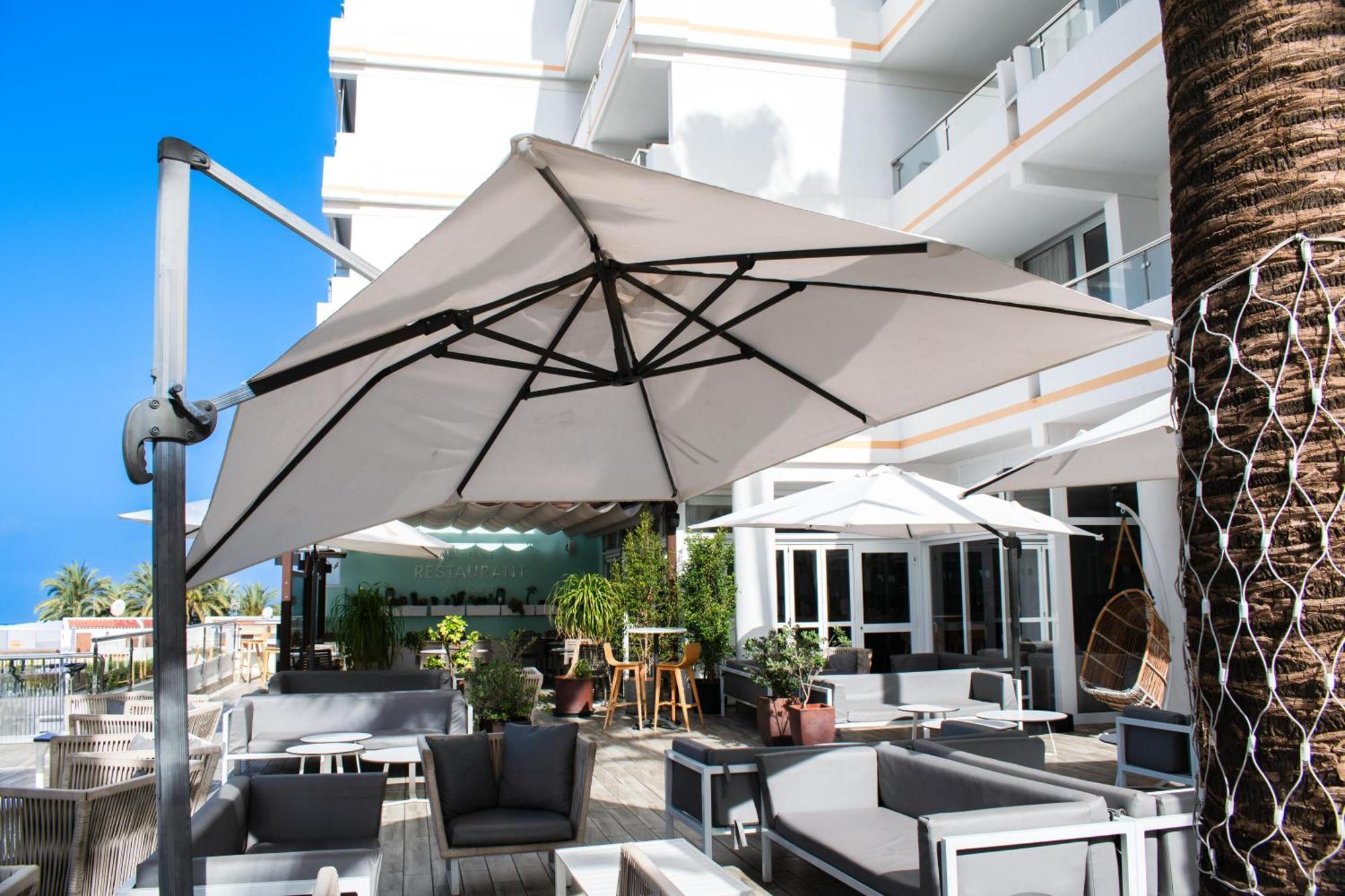 Hotel Coral Ocean View - Adults Only